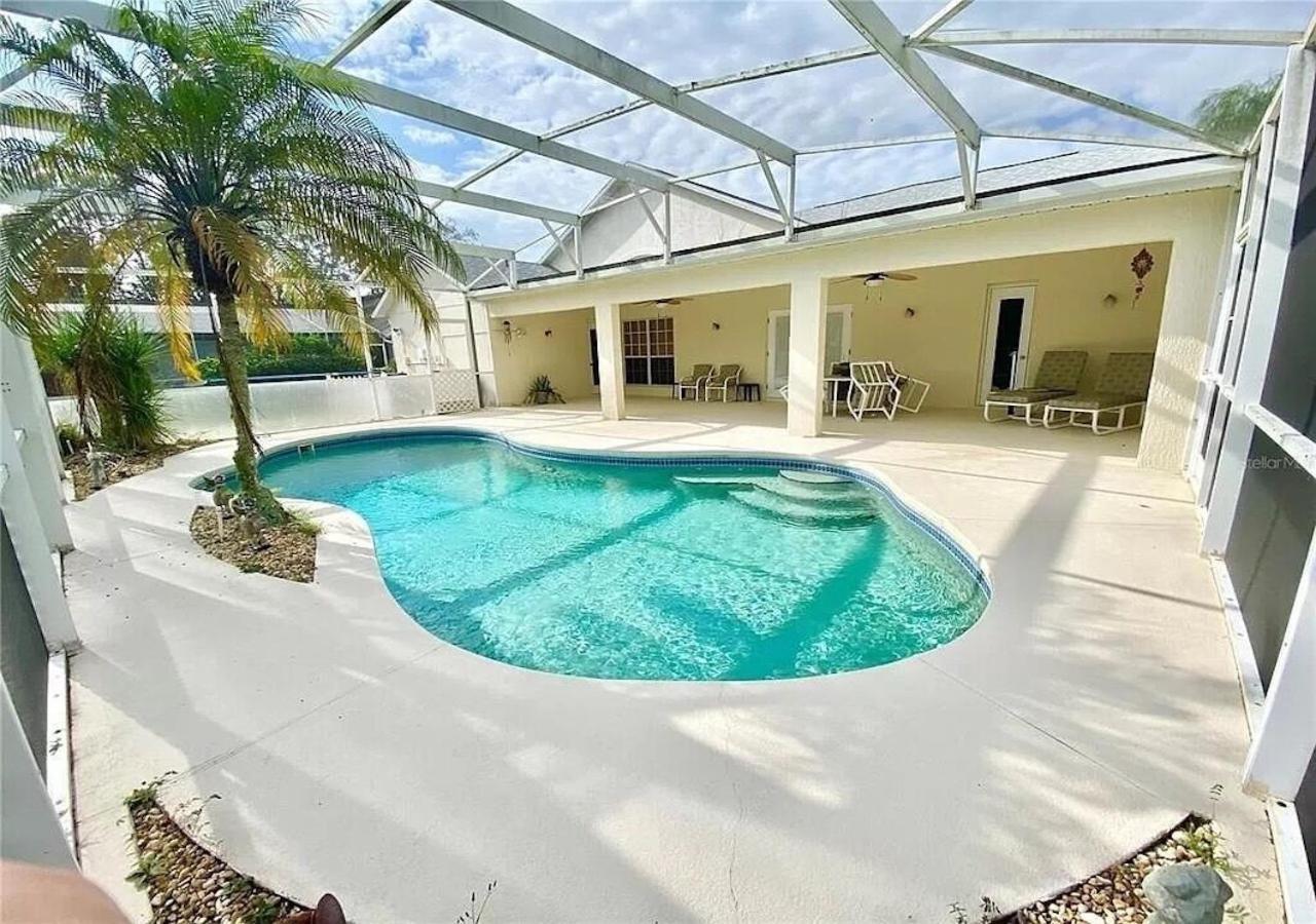 Beautiful Waterfront With Heated Pool And Game Holiday home
