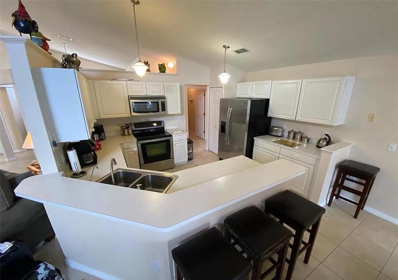 Beautiful Waterfront With Heated Pool And Game Holiday home