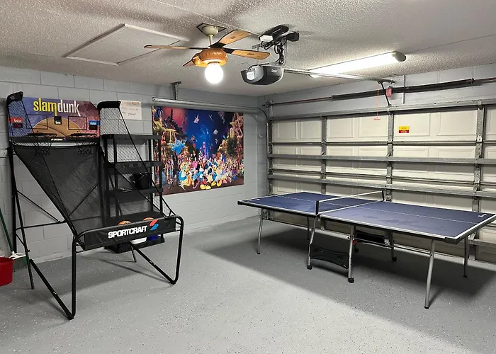 Beautiful Waterfront Home With Heated Pool And Game Room