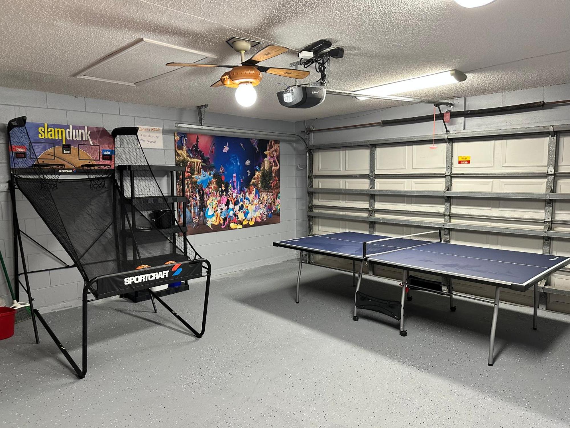 Beautiful Waterfront With Heated Pool And Game * Davenport